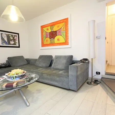 Via Vittorio Emanuele 60 Lucca